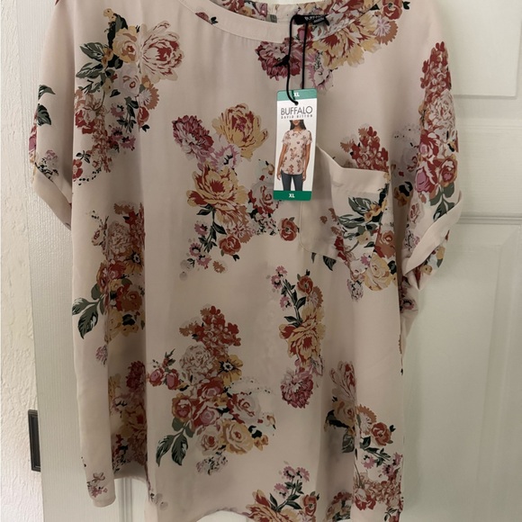 Buffalo David Bitton Tan Floral Relaxed Short Sleeve Blouse XL New - Picture 2 of 9